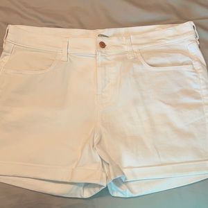 NWOT Old Navy White Denim shorts sz 14